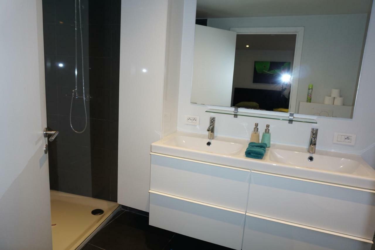 Apartment At เกนต์ ภายนอก รูปภาพ